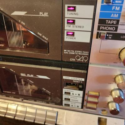 Emerson stereo. Works.