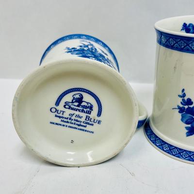 Churchill by Mary Gilliatt Out of the Blue Coffee Mugs Cups Cobalt Blue White Delft