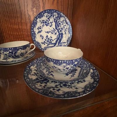 Vintage Japanese Blue Willow Tree Dishes