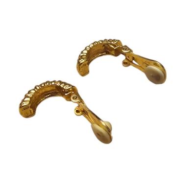 Vintage Gold Tone Clip-on Earrings