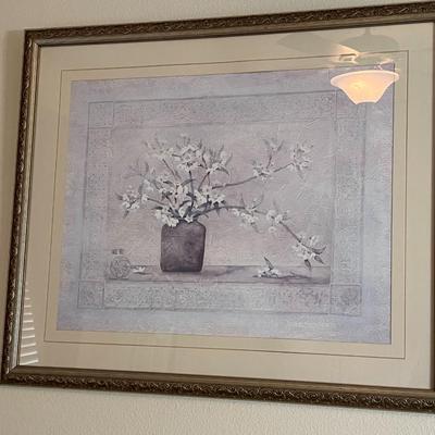 Vase of flowers picture