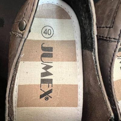 6 Pairs of Shoes