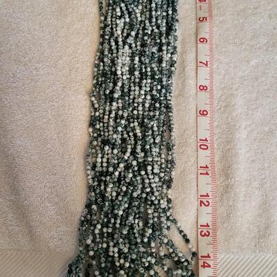 16 STRAND NECKLACE OF JASPER BEADS