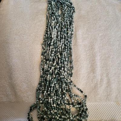 16 STRAND NECKLACE OF JASPER BEADS