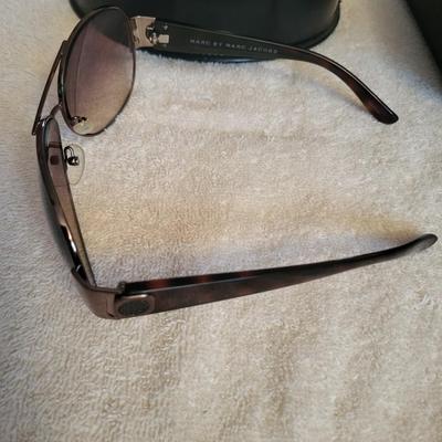 MARK JACOBS SUNGLASSES AND BARABAS BOW TIES