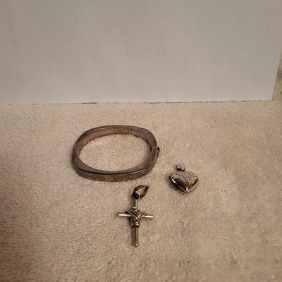 STERLING SILVER BRACELET AND 2 PENDANTS