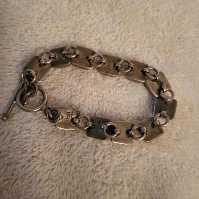 CORAL BRACELET SET IN STERLING SILVER