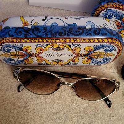 2 PAIRS OF BRIGHTON SUNGLASSES
