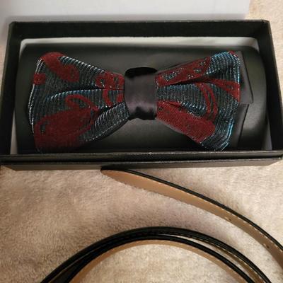 NEW BARABAS BELT AND BOW TIE, LADIES XXL BELT AND WRANGLER LEATHER BELT W/BUCKLE SIZE 32