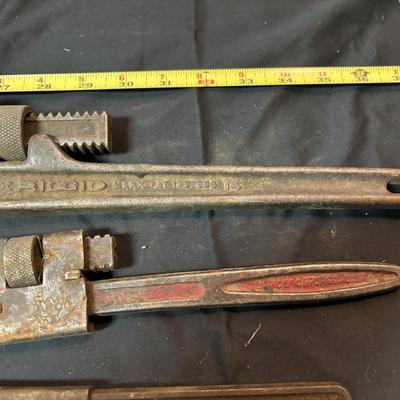 Pipe wrench lot