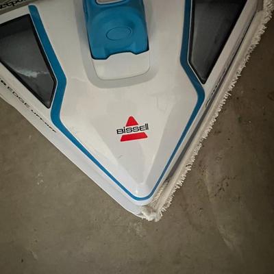 Bissell floor cleaner and small vacuum