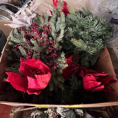 Christmas decorations/wreath