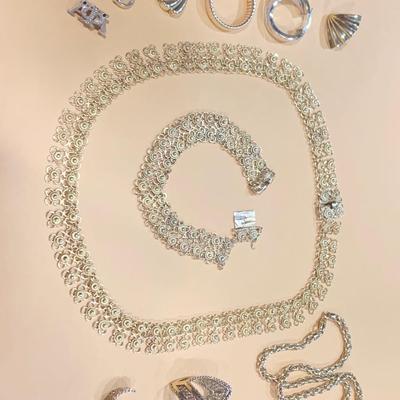 14k Jewelry Lot (Some damage / missing pieces).