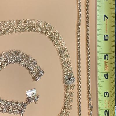 14k Jewelry Lot (Some damage / missing pieces).