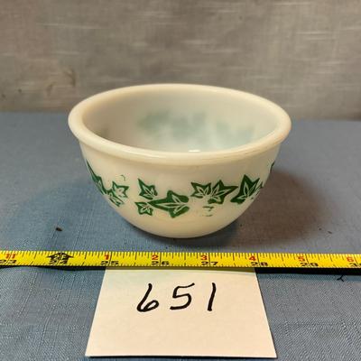 Vintage Hazel Atlas Ivy Bowl