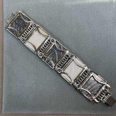 Chunky Thermoset Bracelet