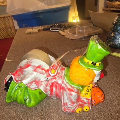 Clown tape dispenser