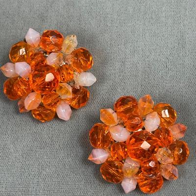 Signed faceted glass beaded bracelet and earrings