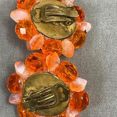 Signed faceted glass beaded bracelet and earrings