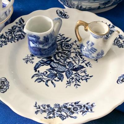 England Estate China Lot Johnson Bros Coalport Sadler