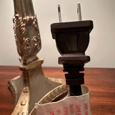 An Elegant Pair of Matching Lamps