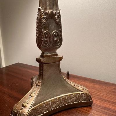 An Elegant Pair of Matching Lamps
