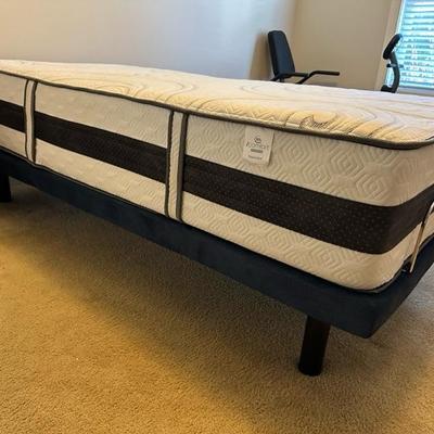 Twin Size Serta iMotion Series Adjustable Foundation