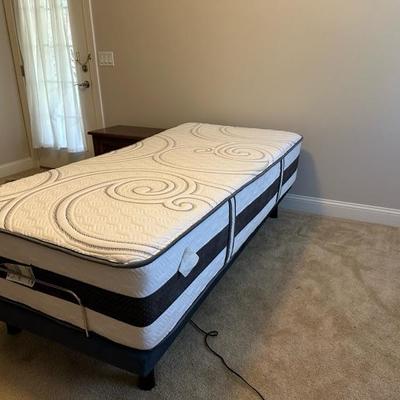 Twin Size Serta iMotion Series Adjustable Foundation