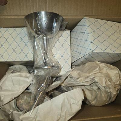 Lot of silverplated drinking ware