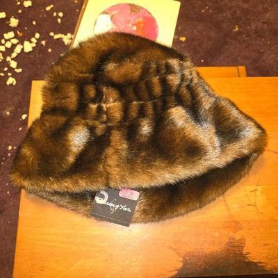 Fur hat
