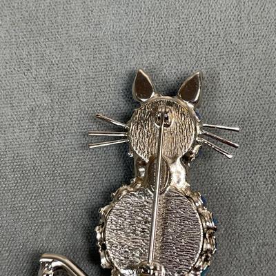 Signed Warner Cat Rhinestone pin