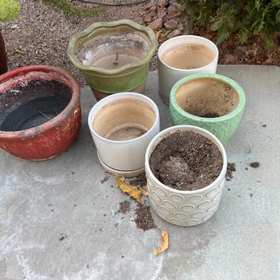 6 Pots
