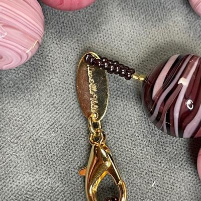 Chunky Signed swirled marble beaded necklace