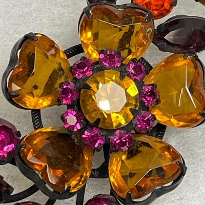 Vintage Rhinestone pin Japanned metal