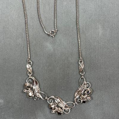 Vintage signed Van Dell Sterling silver necklace