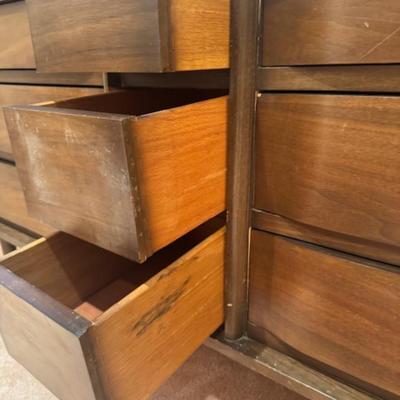 Mid-century 9 drawer dresser with mirror