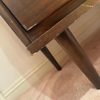 Mid-Century 5 drawer dresser