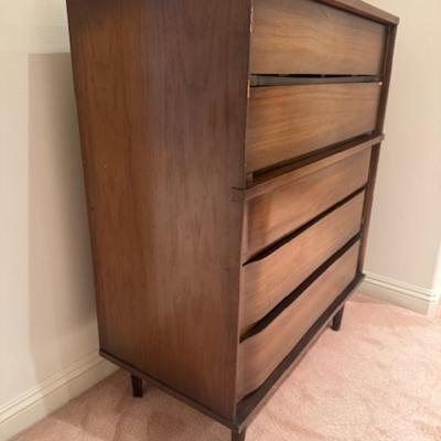 Mid-Century 5 drawer dresser