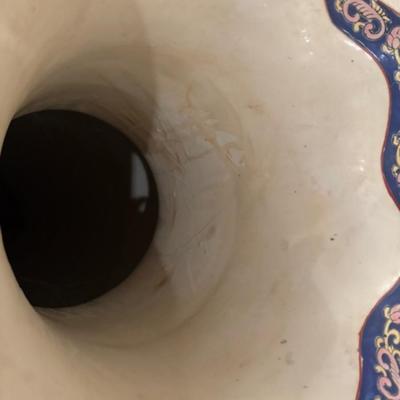 Large Chinese Vase 2/2
