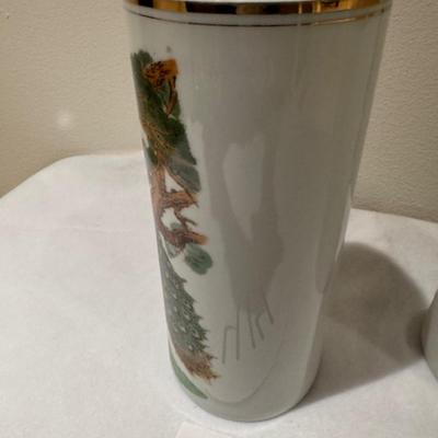 2 Matching Vases