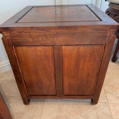 2 End Cabinets or Night Stands