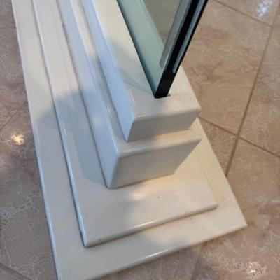 Glass Divider with Etched Fish