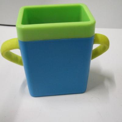 18 - New One Step Ahead Juice Pal Insulated Juice Box