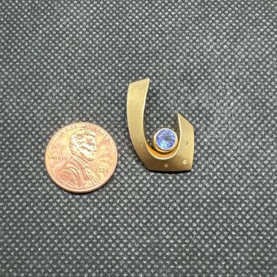 14kt Gold Pendant/Charm With Amethyst Stone
