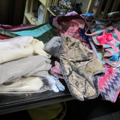 Clothing & Linens Aprons Outfits