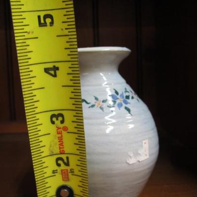 Lick Creek Pottery Vase Signed Artist Vivian Varner 1996 Denton NC 4 1/4" Tall