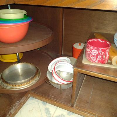 Collection of Kitchen Ware- Dinnerware, Small Appliances, Storage Containers, etc.