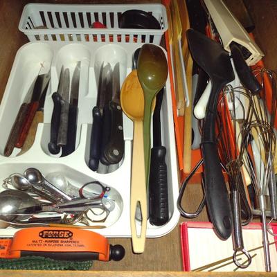 Collection of Kitchen Ware- Dinnerware, Small Appliances, Storage Containers, etc.