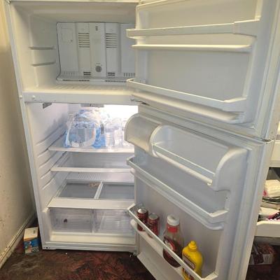 15 cubic feet refrigerator