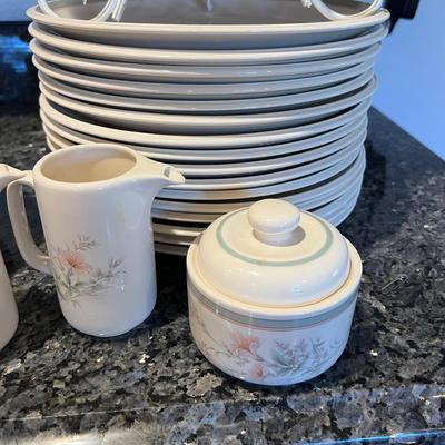 15 Person Place Setting Deerfield by Noritake Keltcraft Misty Isle Collection 9159 Dinnerware
